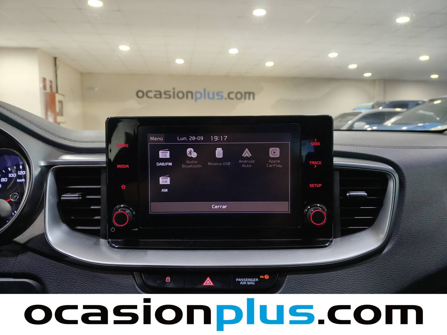Equipamiento del KIA Ceed KIA Ceed 1.6 MHEV iMT Drive (136 CV)