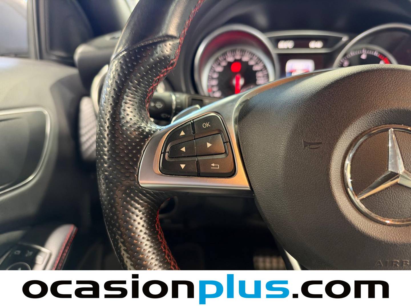 Mercedes Clase A Mercedes Clase A 200 d AMG Line (136 CV) seminuevo
