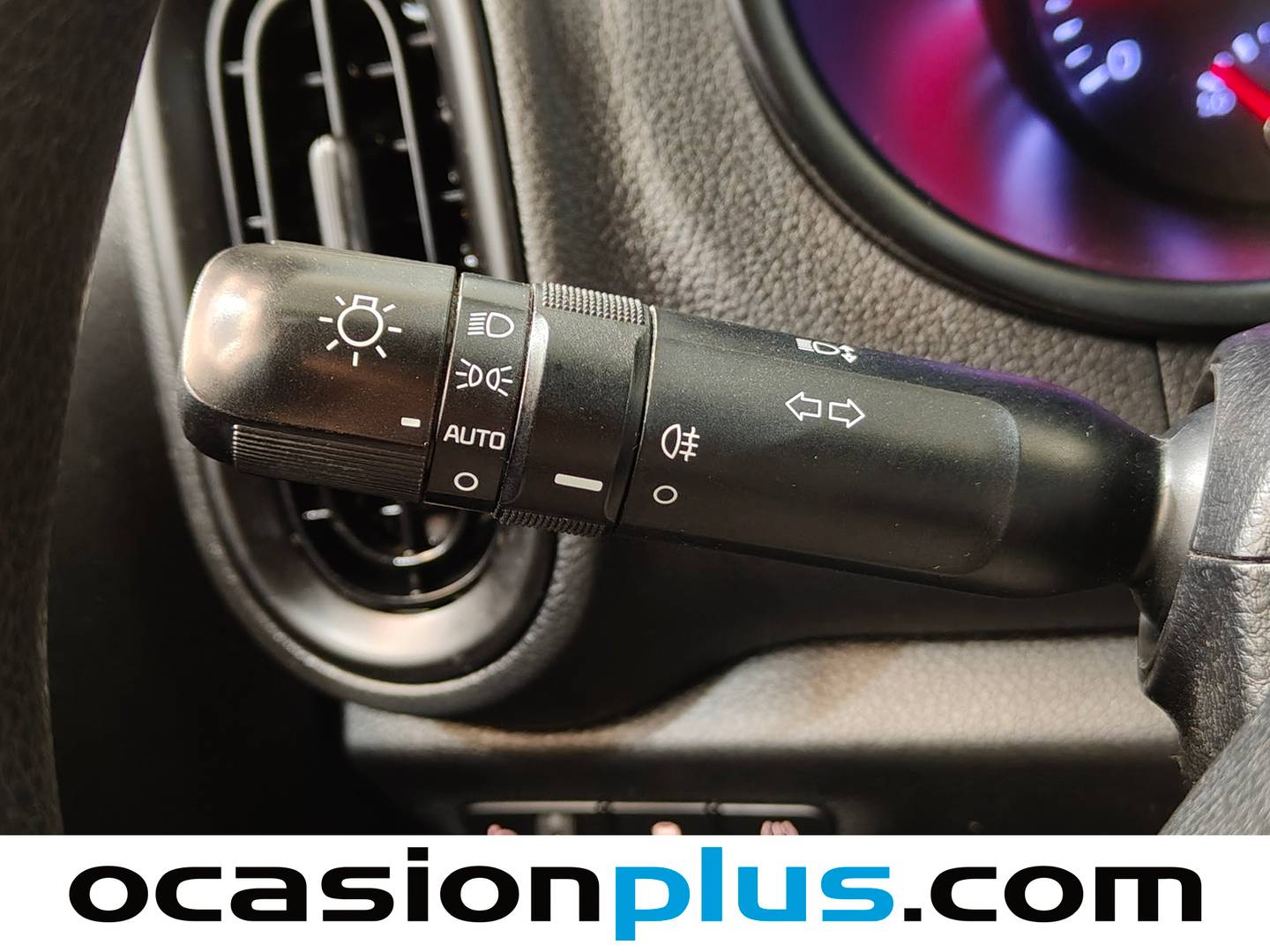 Equipamiento del KIA Picanto KIA Picanto 1.0 CVVT Concept (67 CV)