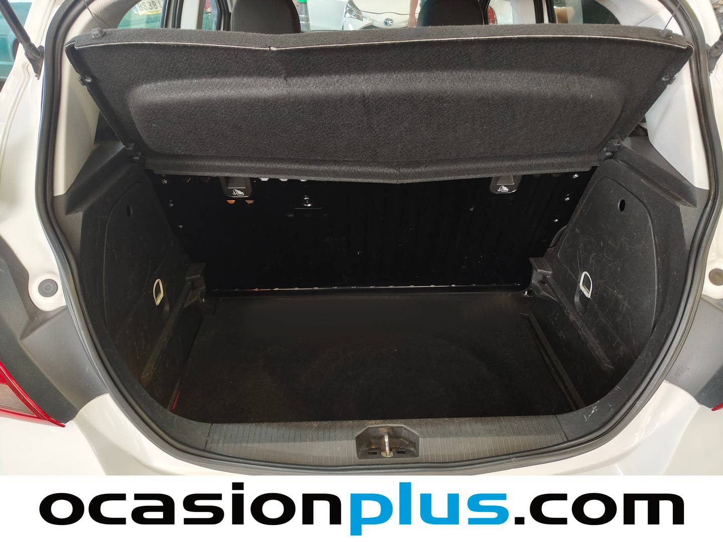 Fotos maletero Opel Corsa Opel Corsa 1.3 CDTi Expression (75 CV)