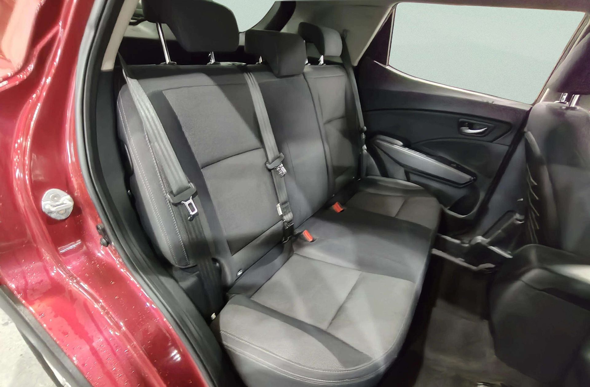 SsangYong Tivoli G12T Urban Plus - foto 15