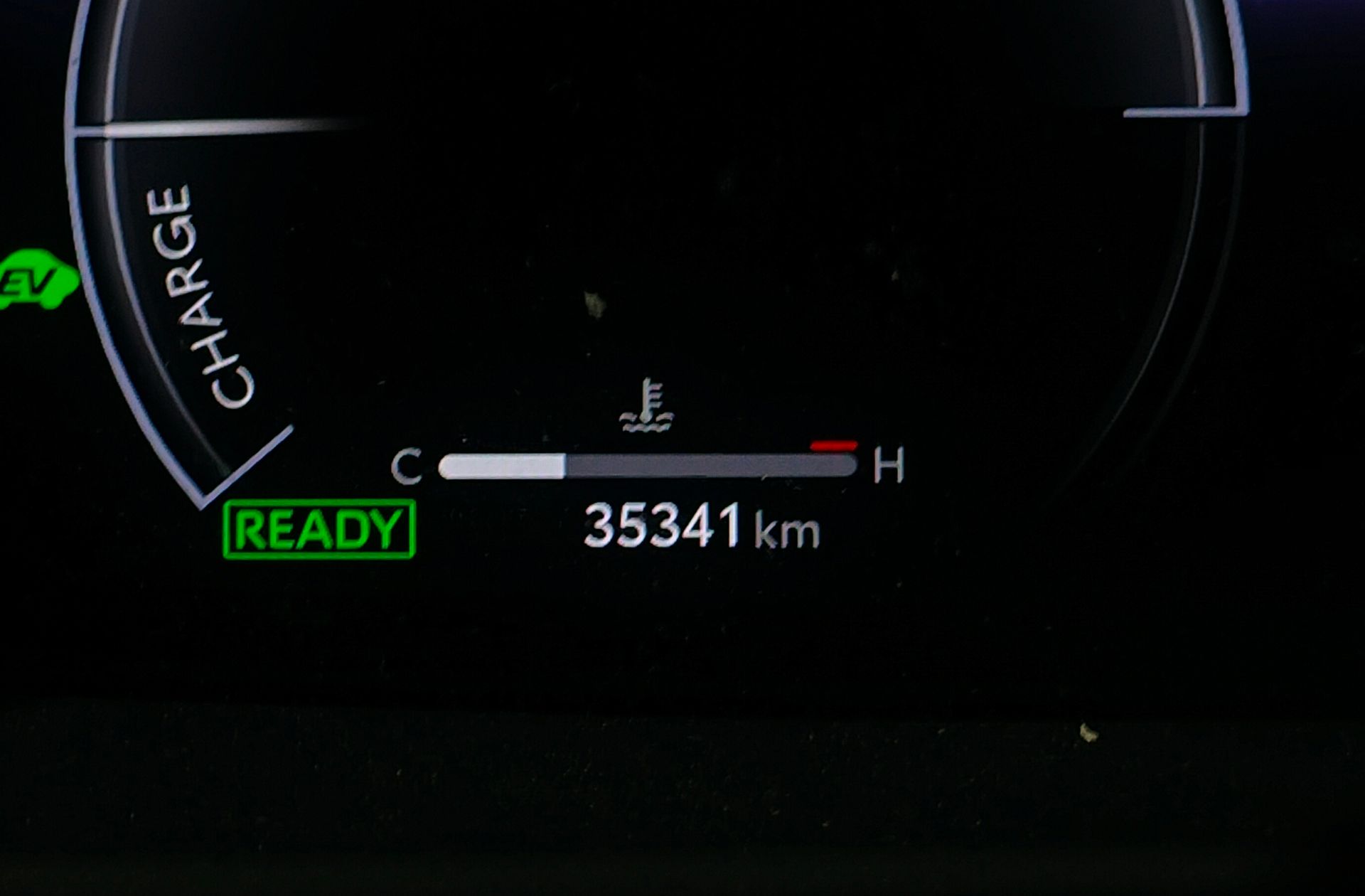 Toyota C-HR 140H Advance - foto 9