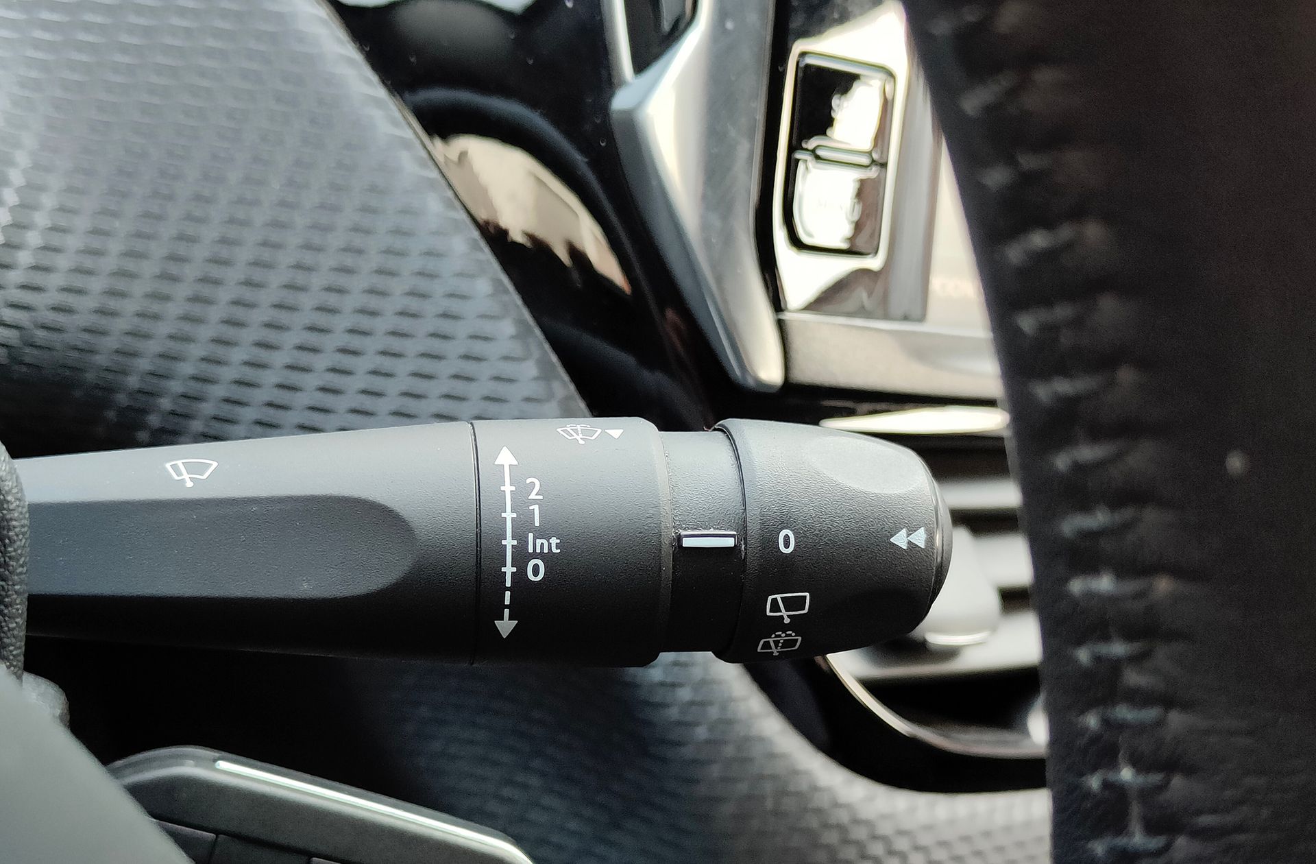 Peugeot 208 PureTech 82 Style - foto 31