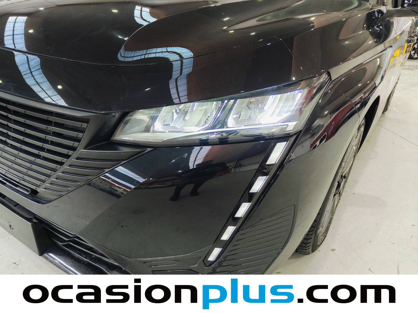 Equipamiento del Peugeot 308 Peugeot 308 PureTech 130 S&S Active Pack EAT8 (130 CV)