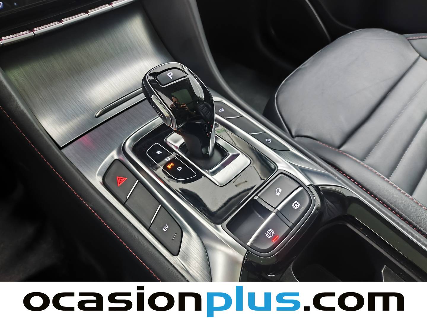 Foto MG eHS MG eHS 1.5 T-GDI PHEV Luxury (258 CV)