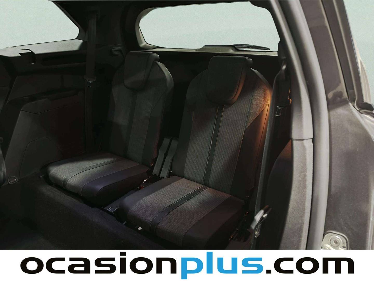 Extras y acabados del Peugeot 5008 Hybrid Peugeot 5008 Hybrid 1.2 Allure Pack eDCS6 (136 CV) 7 Plazas