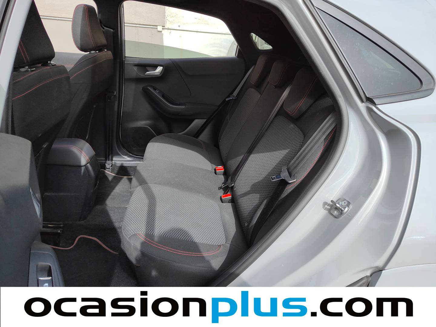 Foto asientos traseros Ford Puma Ford Puma 1.0 EcoBoost MHEV ST-Line (125 CV)