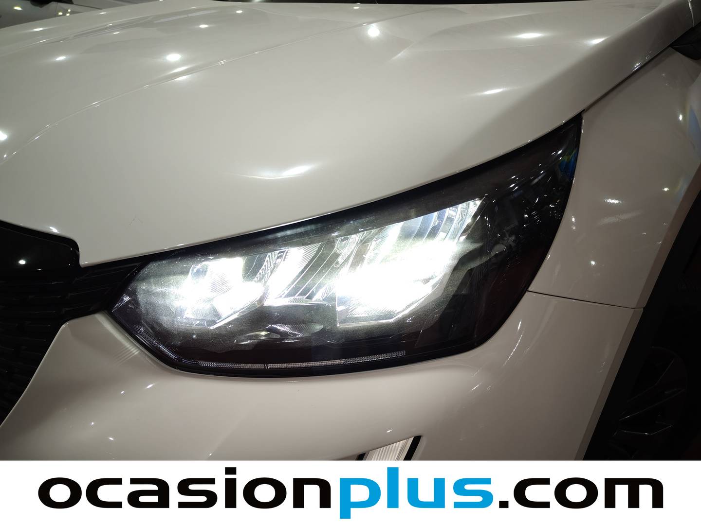 Foto Peugeot 2008 Peugeot 2008 Puretech 100 S&S Active Pack  (100 CV)