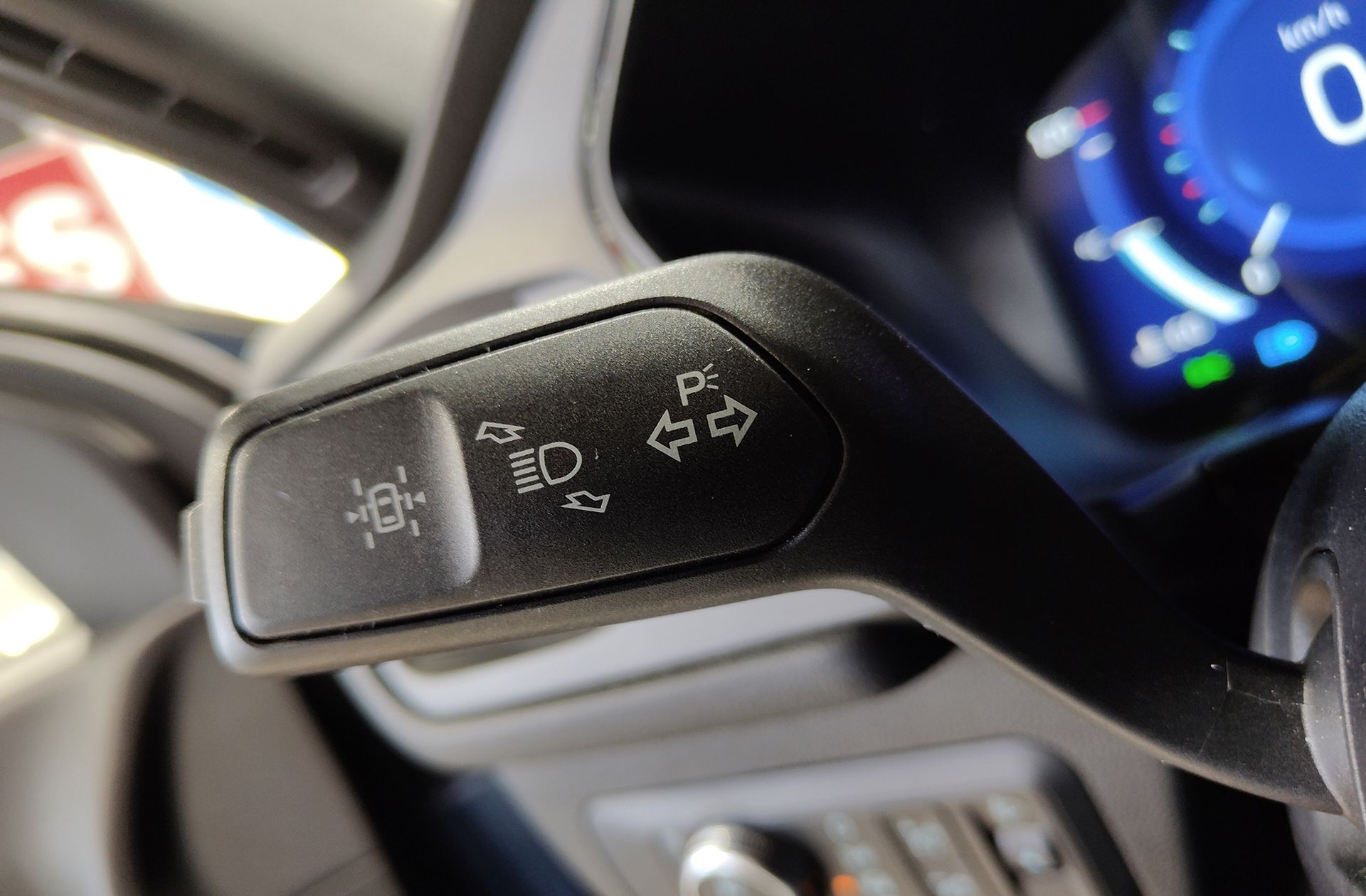 Ford Kuga 1.5 EcoBoost ST-Line - foto 30