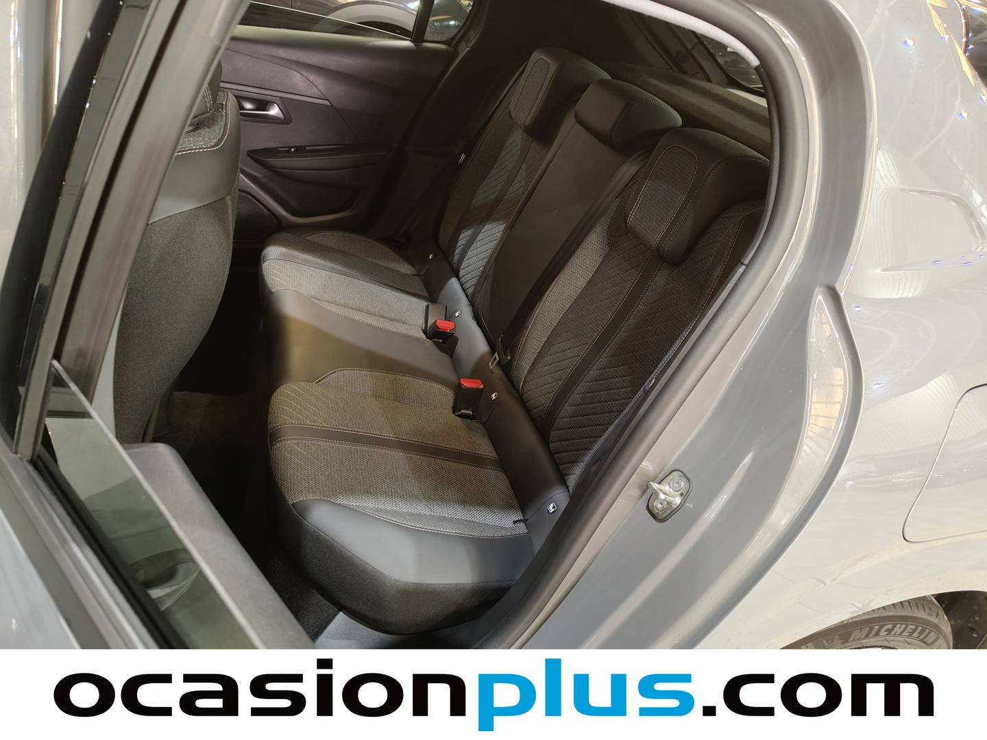 Peugeot 208 Peugeot 208 Allure Hybrid eDCS6 (100 CV) seminuevo