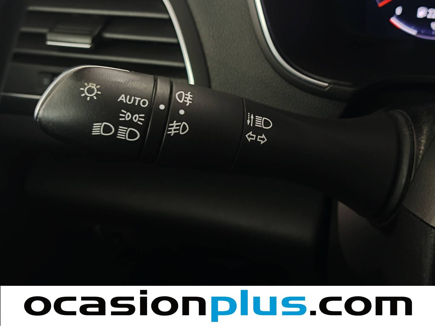 Renault Mégane Renault Megane Zen TCe (140 CV) GPF gasolina