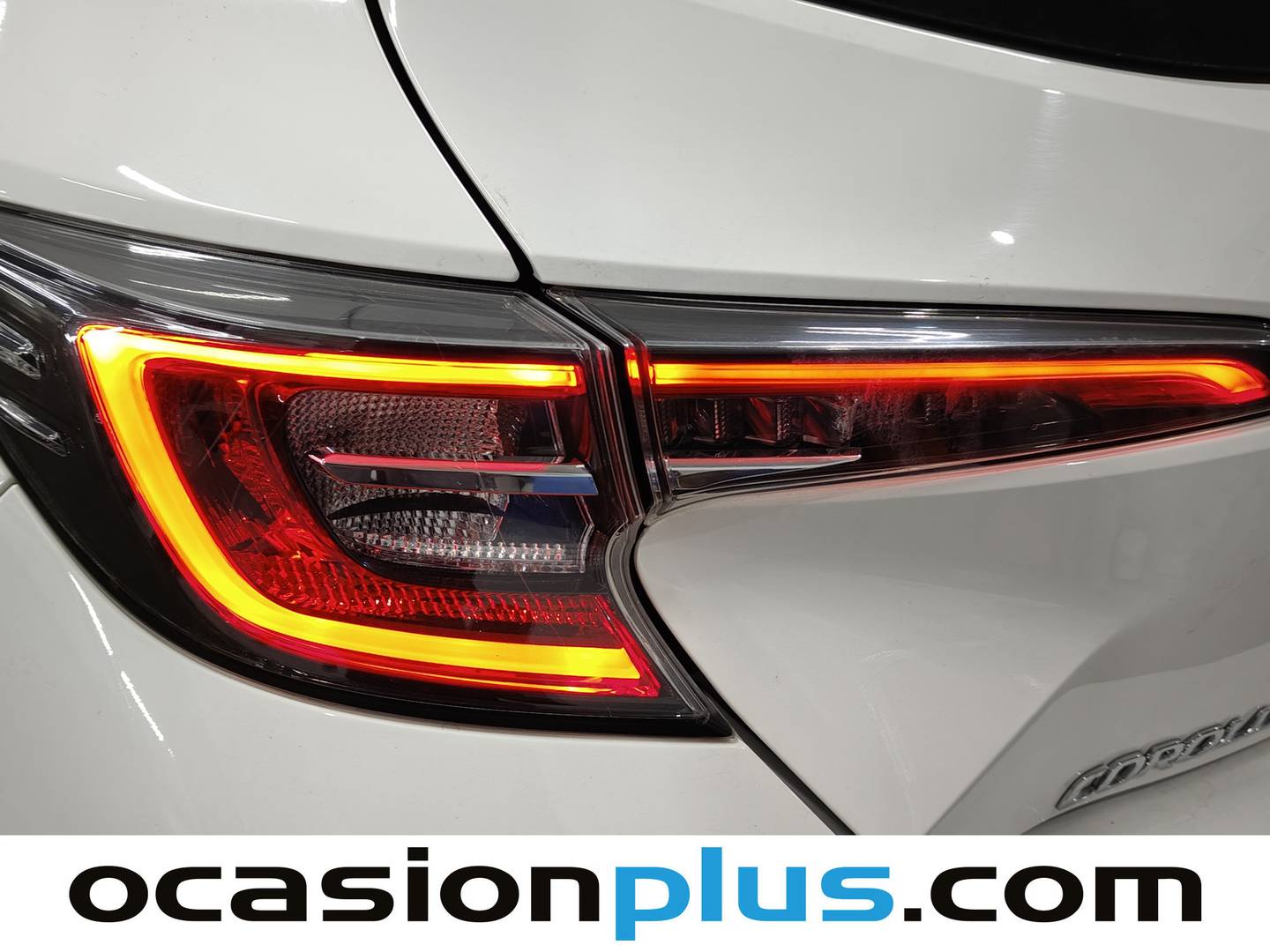 Foto Toyota Corolla Toyota Corolla 125H Business E-CVT (122 CV)