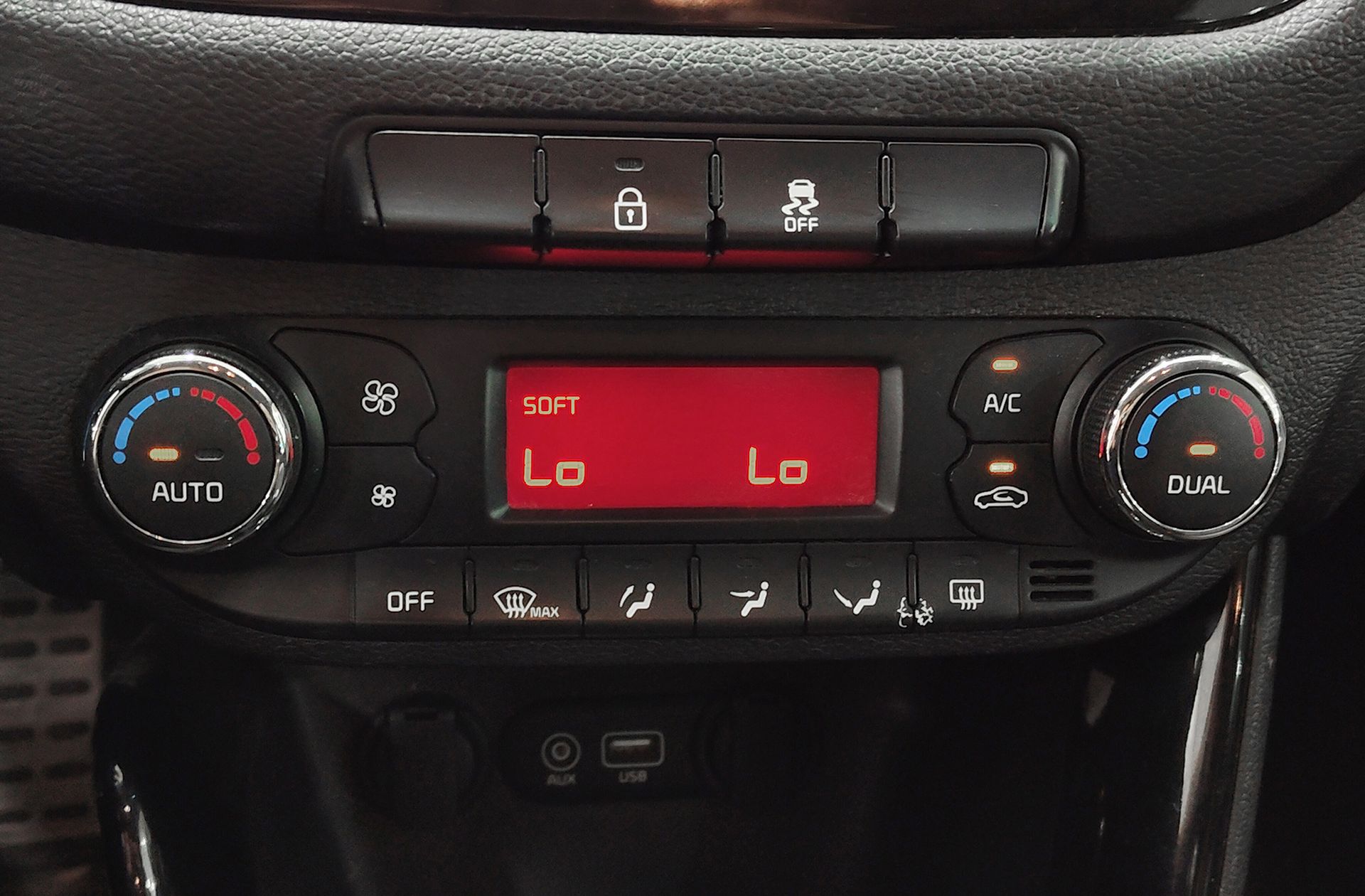 Kia Ceed 1.0 T-GDi Eco-Dynamics x-Tech - foto 31