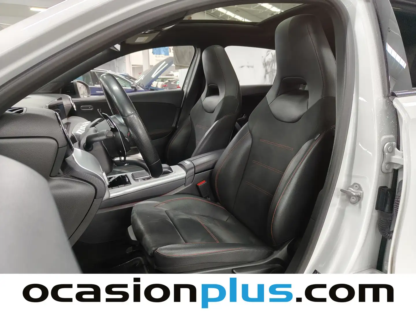 Foto Mercedes Clase A Mercedes-Benz Clase A 180 d (116 CV) Pack AMG