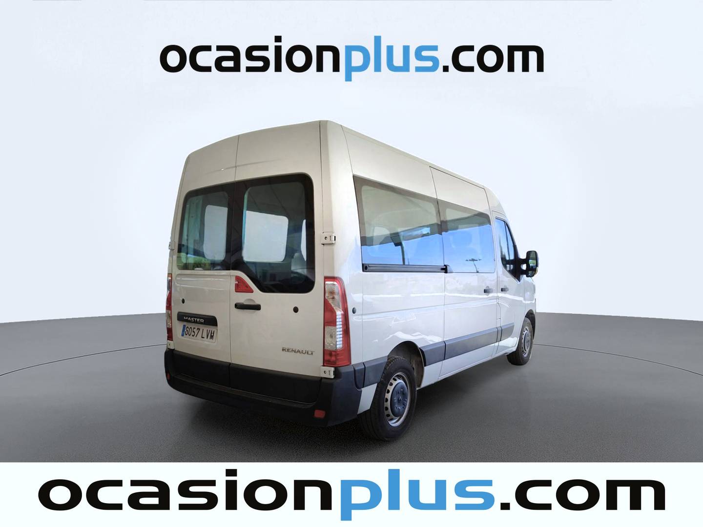 Foto trasera Renault Master Renault Master Combi 6 L2H2 3300 dCi (135 CV) derecha