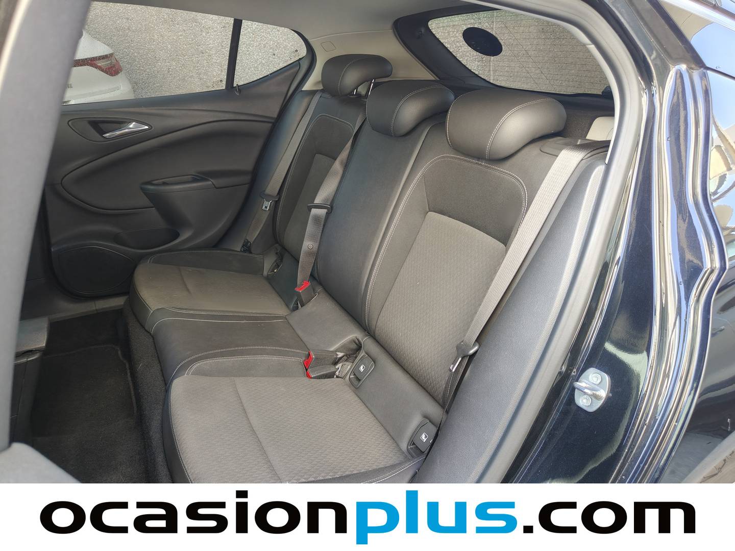 Foto asientos traseros Opel Astra Opel Astra 1.6 CDTI Excellence (110 CV)