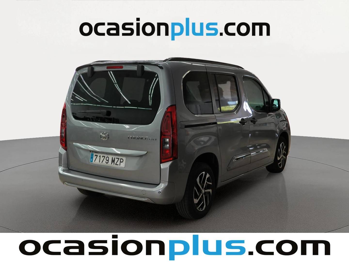 Foto trasera Toyota Proace City Verso Toyota Proace City Verso 1.5D Family Advance L1 (131 CV) derecha