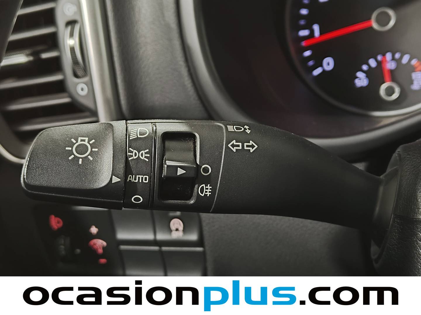 Equipamiento del KIA Sportage KIA Sportage 1.6 GDi Concept 4x2 (132 CV)
