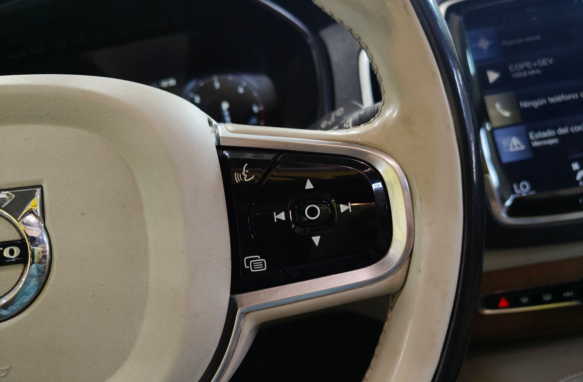 Volvo XC90 D5 Inscription AWD 7 plazas - foto 36