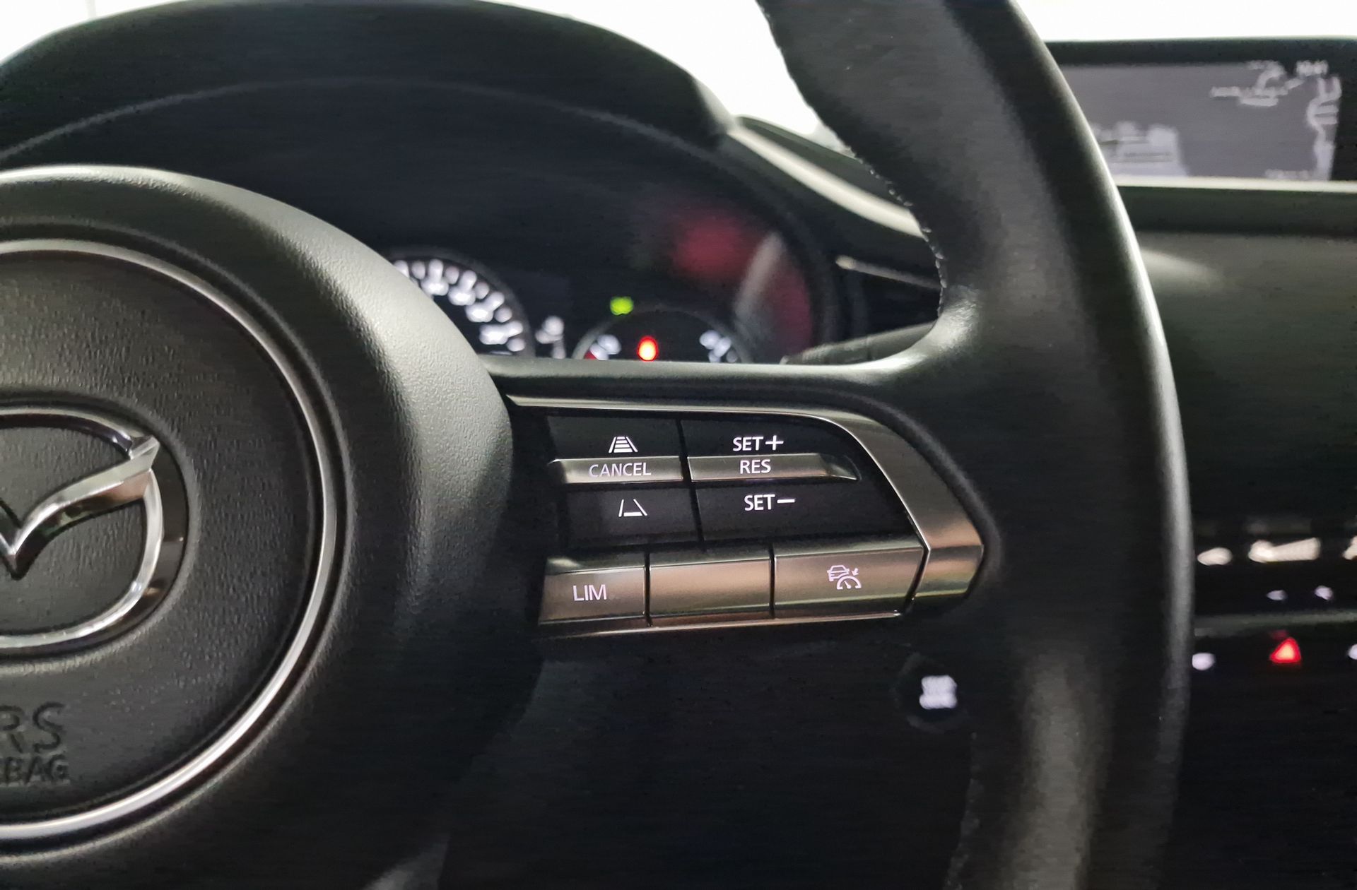 Mazda CX-30 2.0 Skyactiv-X Zenith - foto 29