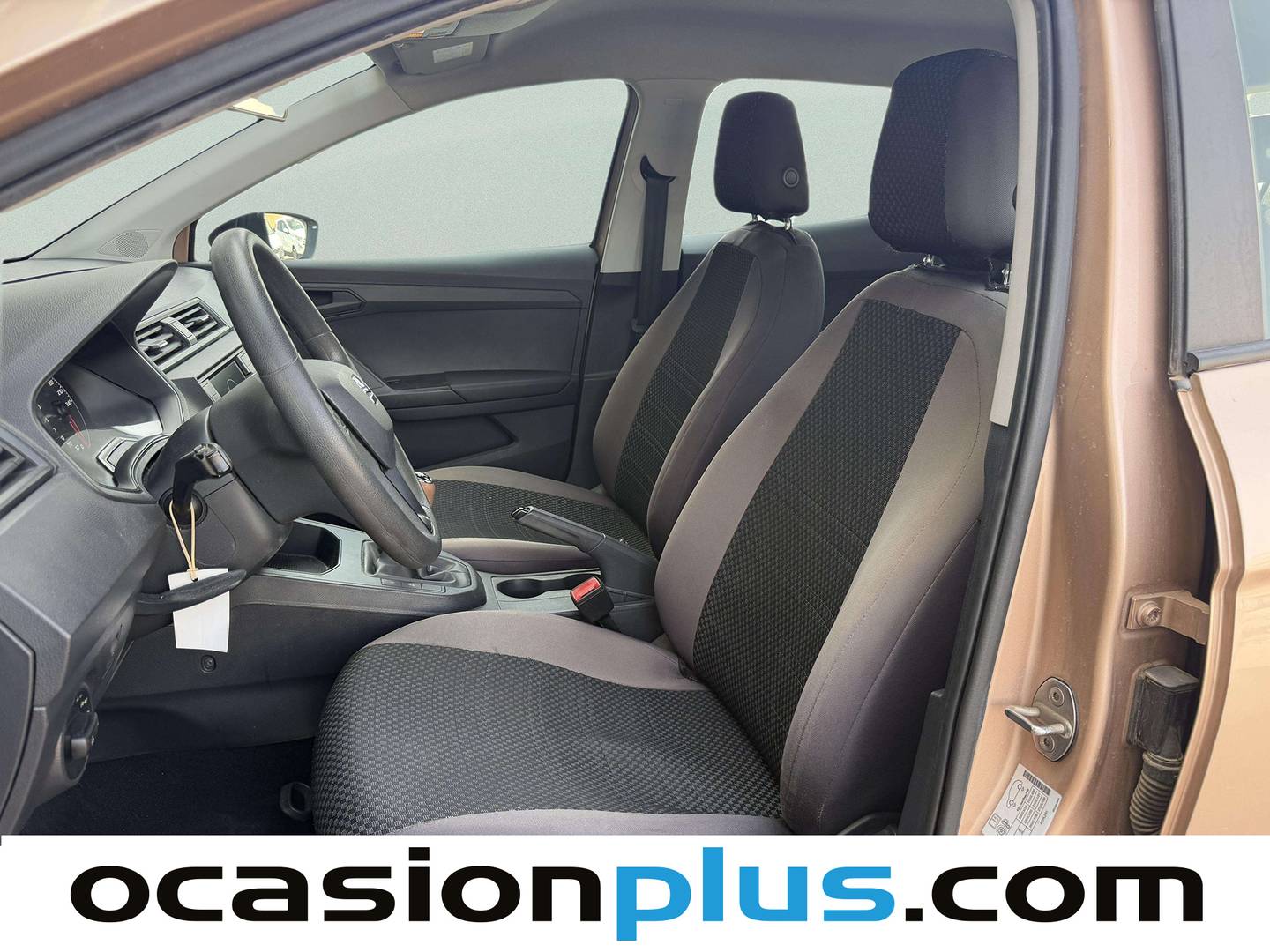 Foto asientos delanteros Seat Ibiza Seat Ibiza 1.0 Reference (75 CV)