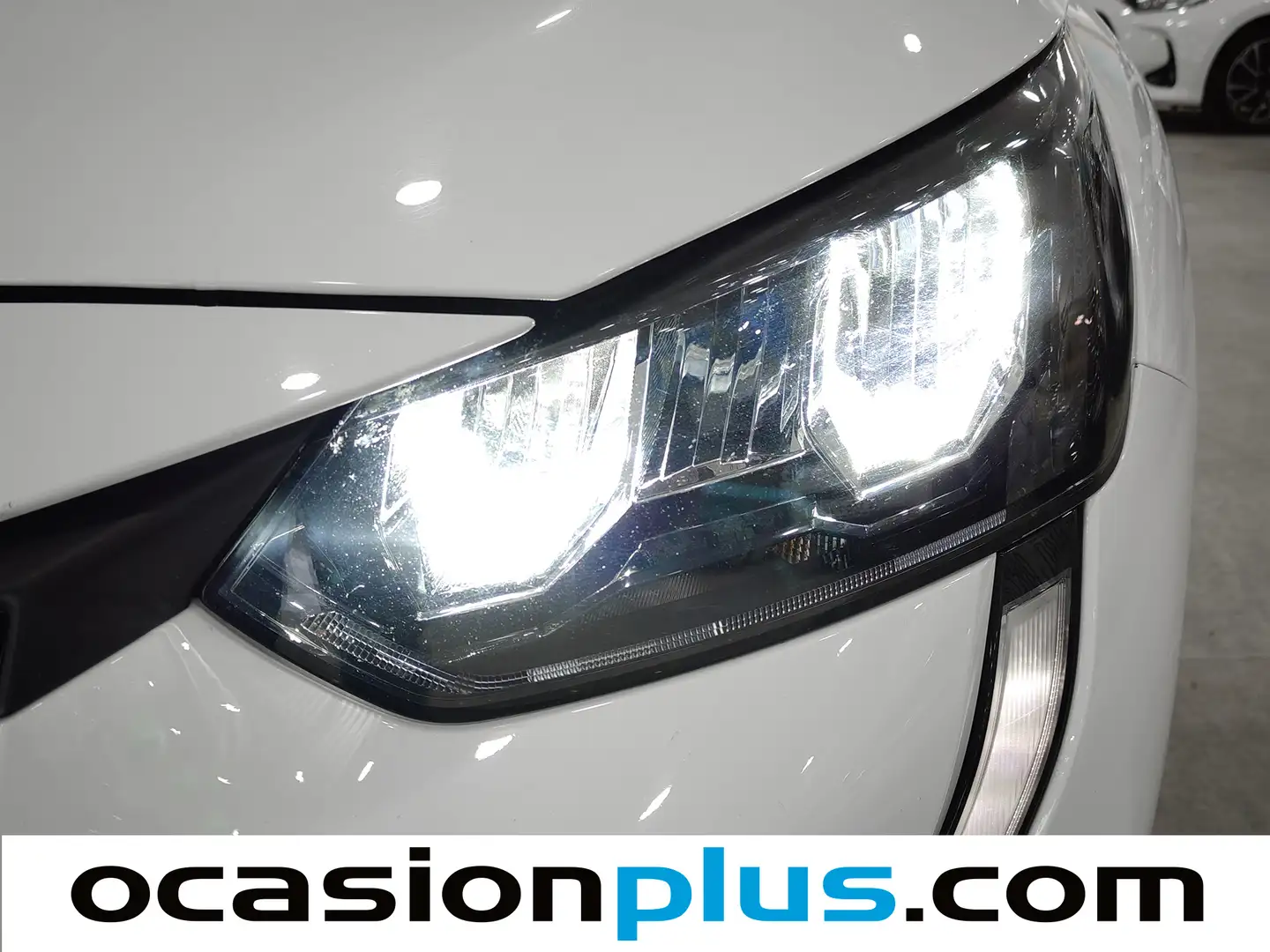 Foto Peugeot 208 Peugeot 208 PureTech 100 Allure (100 CV)