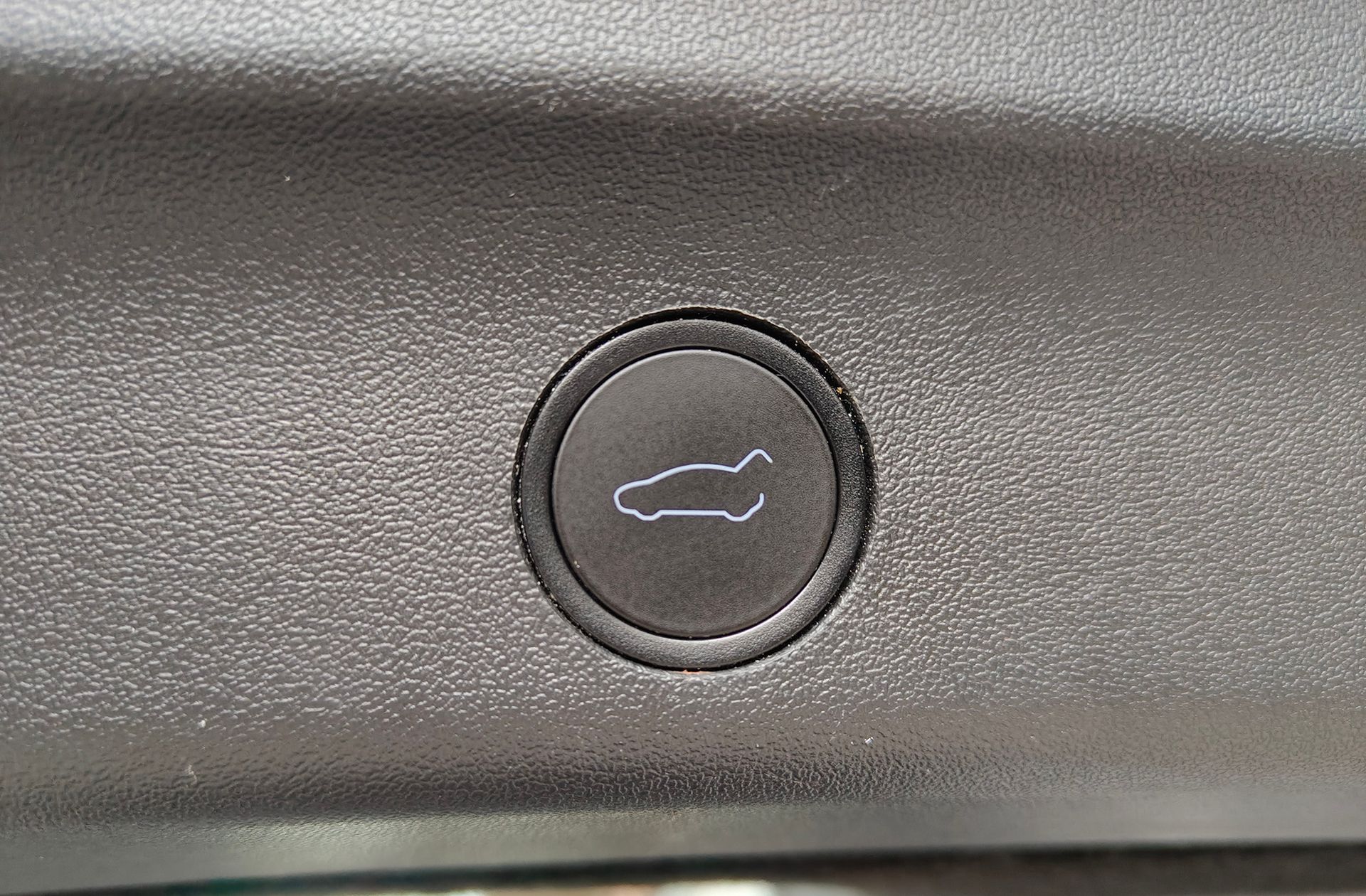 Tesla Model Y Gran Autonomía 4WD - foto 20
