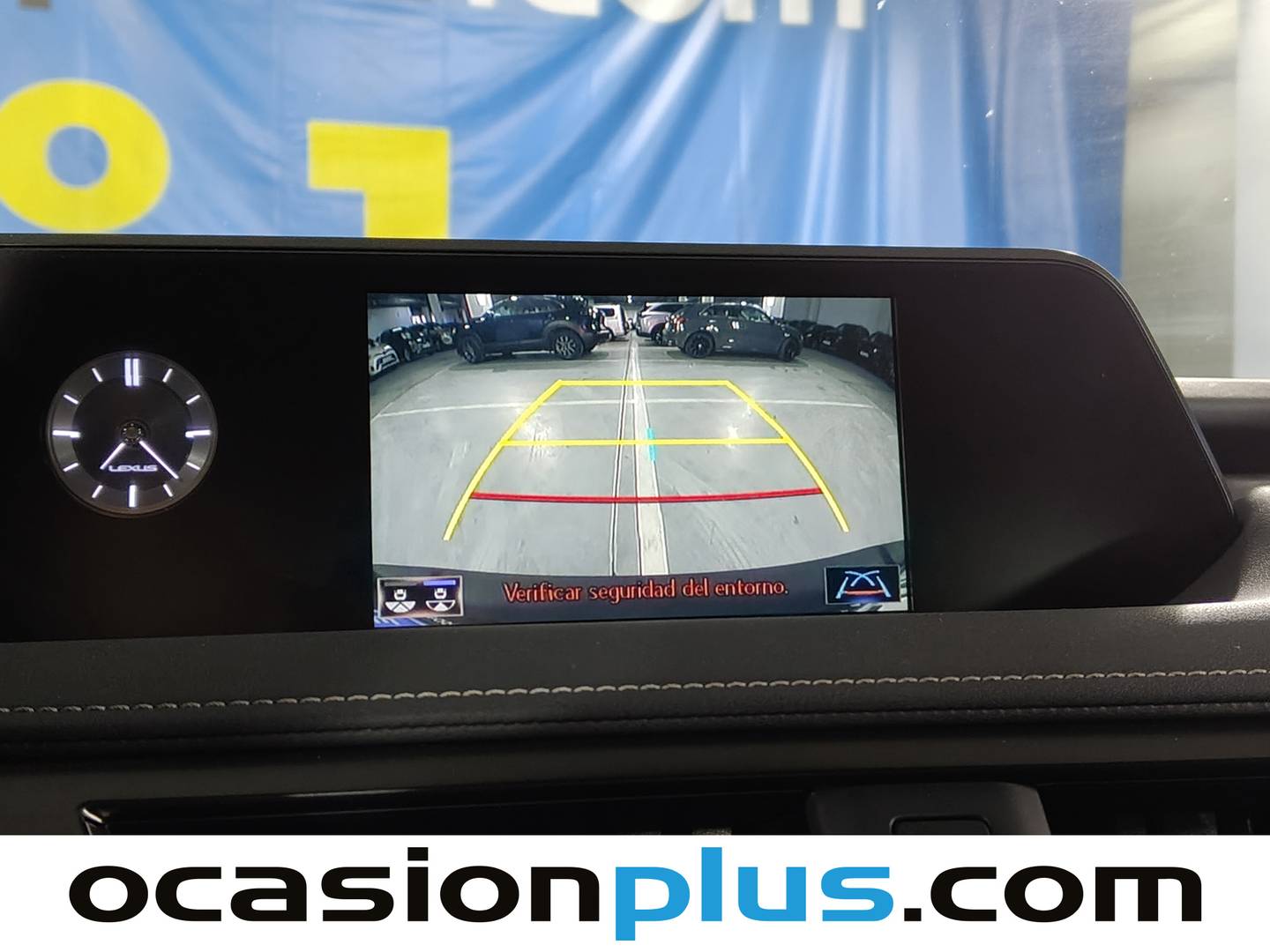 Foto Lexus UX Lexus UX 250h Premium 4WD (184 CV)