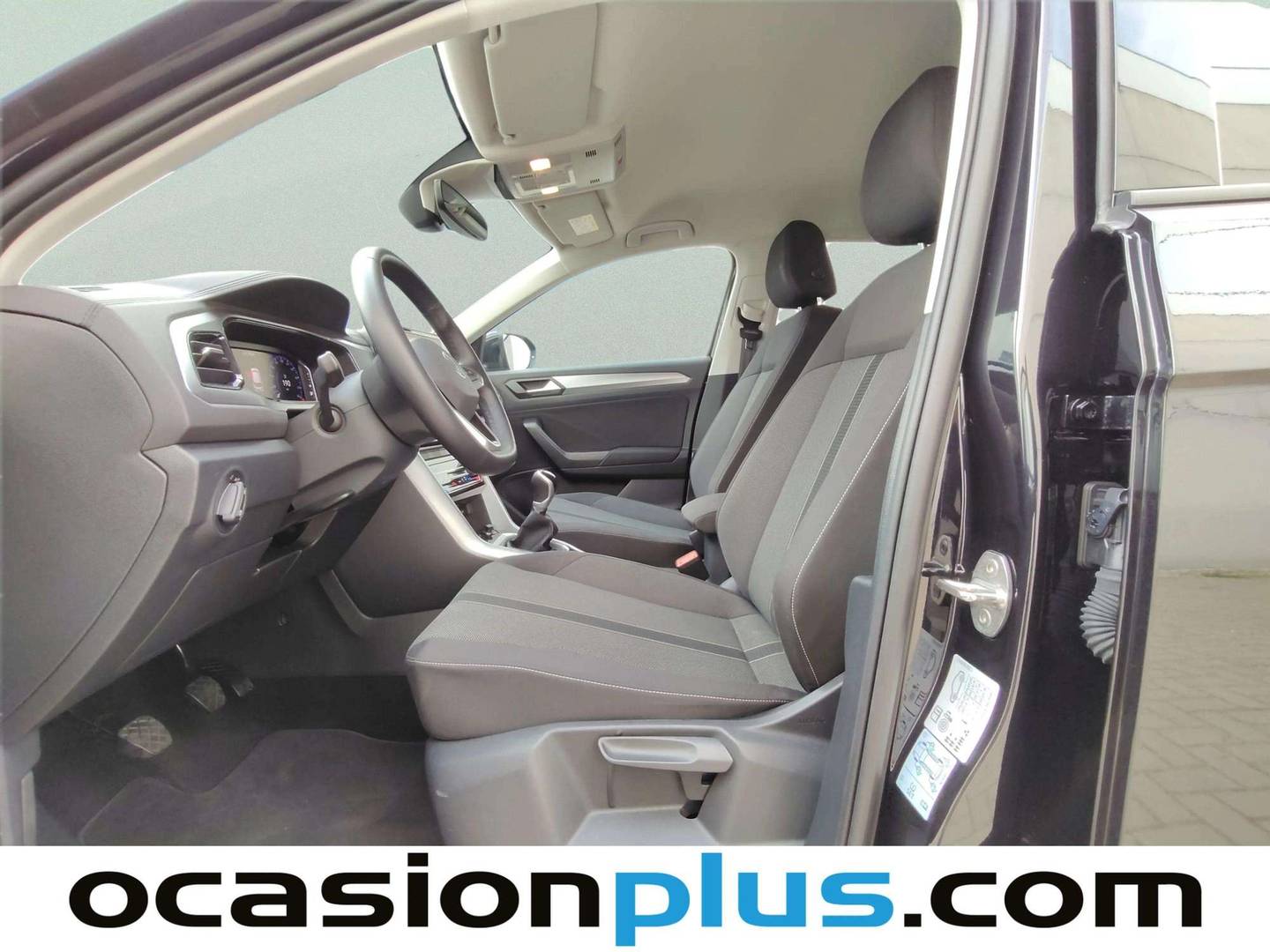 Foto asientos delanteros Volkswagen T-Roc Volkswagen T-Roc Dark 1.0 TSI (110 CV)