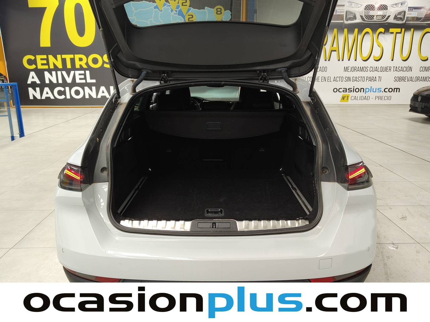 Foto Peugeot 508 Peugeot 508 SW SW BlueHDi 130 S&S GT EAT8 (130 CV)