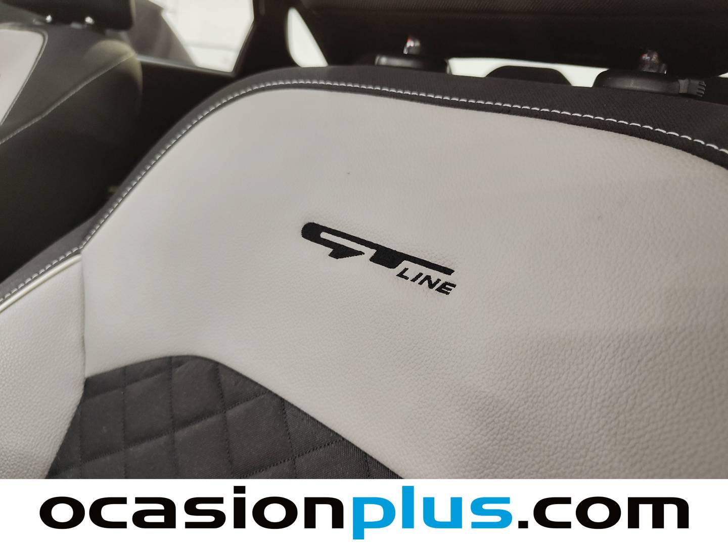Extras del KIA Ceed KIA Ceed 1.5 MHEV GT Line DCT (160 CV)