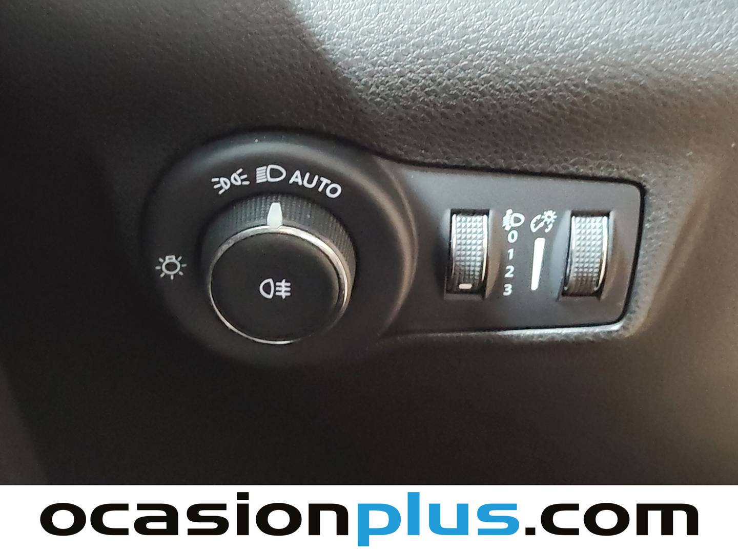 Foto Jeep Compass Jeep Compass 1.3 Gse Night Eagle FWD MT (130 CV)