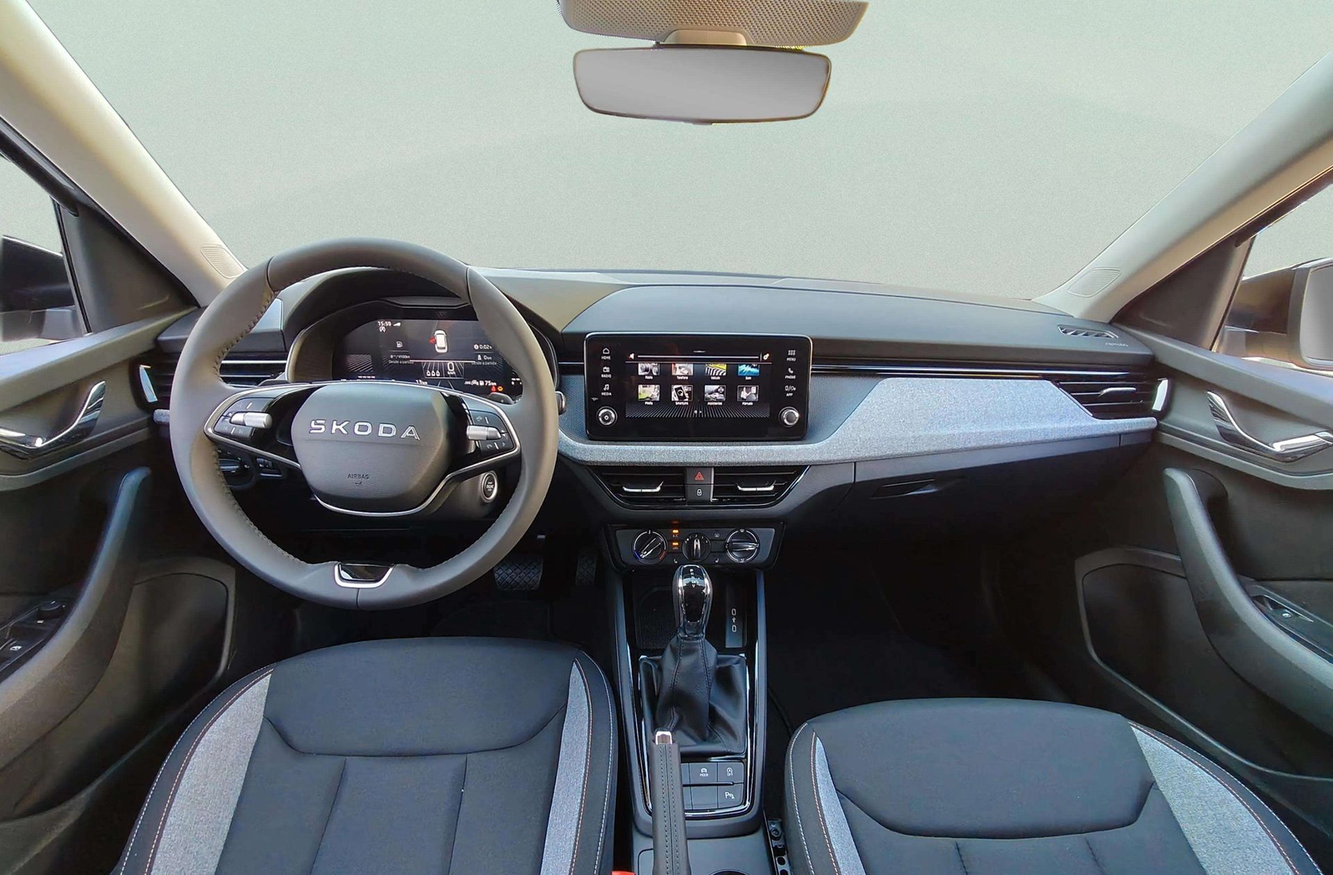 Škoda Kamiq 1.0 TSI Selection DSG - foto 6