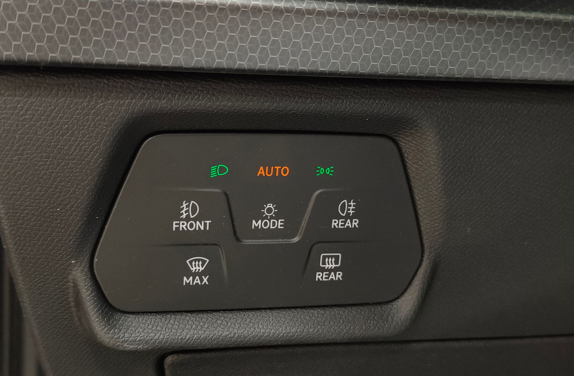 SEAT León 1.5 eTSI Style Special Edition DSG - foto 25