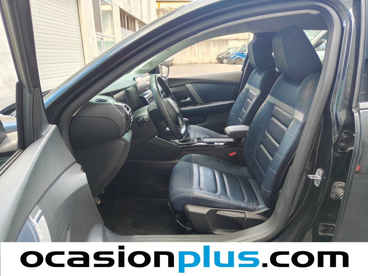 Foto asientos delanteros Citroën C4 Citroën C4 PureTech 130 S&S 6v Feel Pack (130 CV)