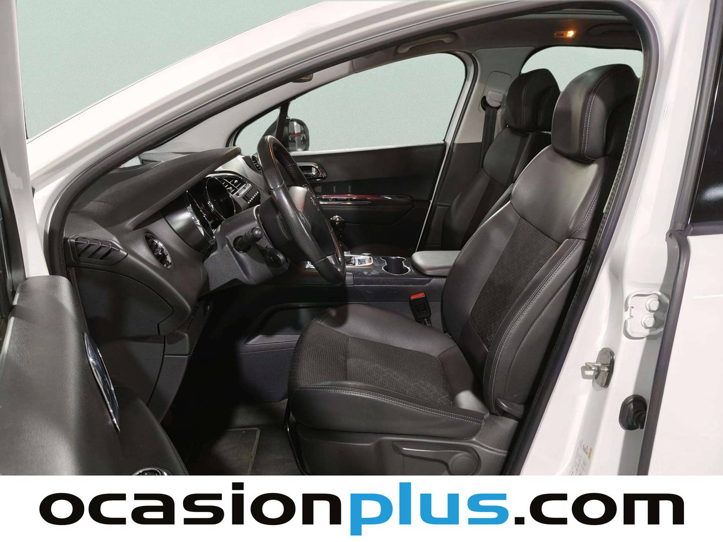 Foto asientos delanteros Peugeot 3008 Peugeot 3008 1.2 PureTech S&S Allure (130 CV)
