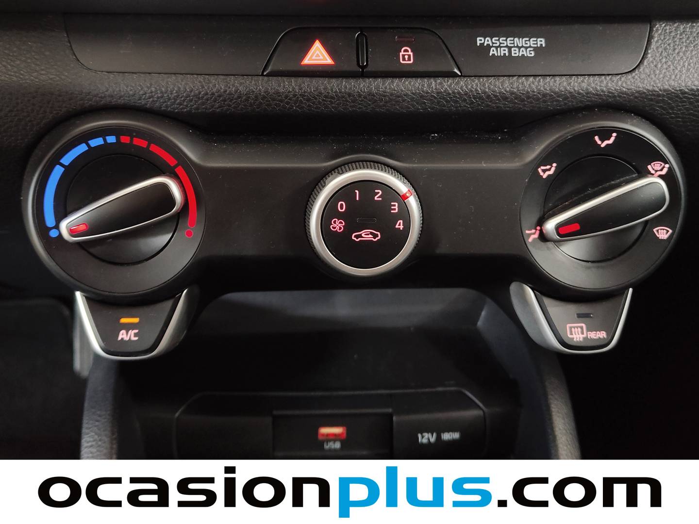 Acabados KIA Stonic KIA Stonic Stonic 1.0 T-GDi MHEV MT Concept (100 CV)