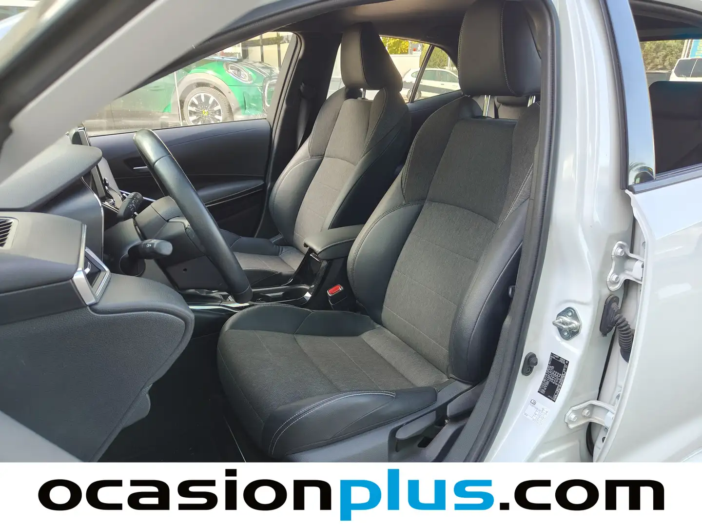 Foto Toyota Corolla Toyota Corolla 1.8 125H Style E-CVT (122 CV)