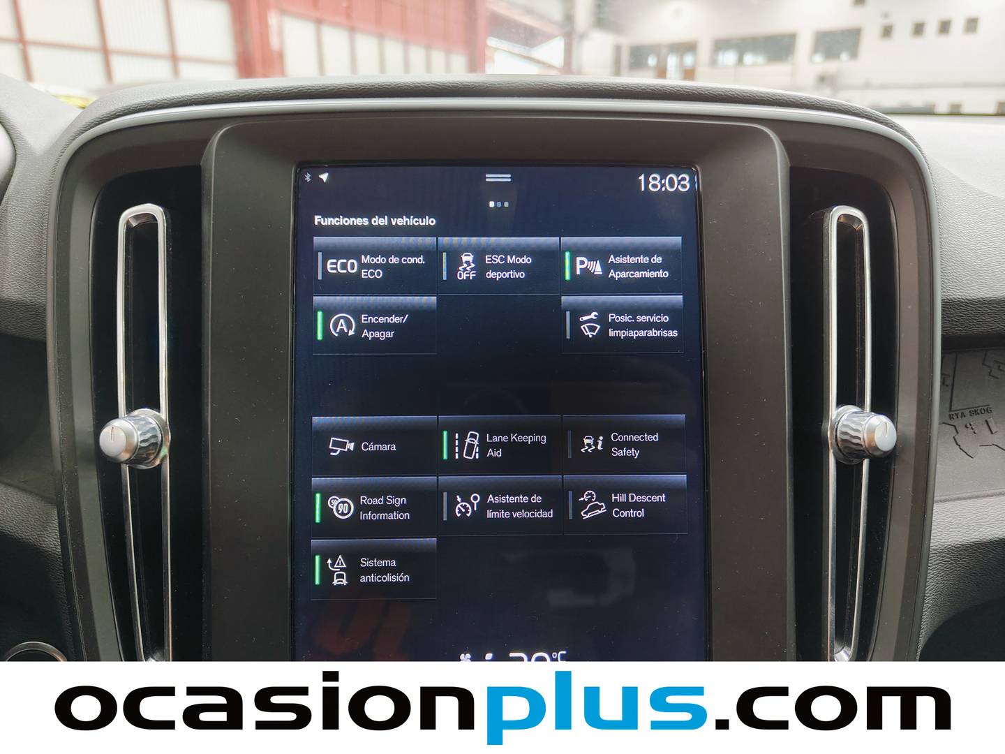 Acabados Volvo XC40 Volvo XC40 T2 Momentum Core (129 CV)