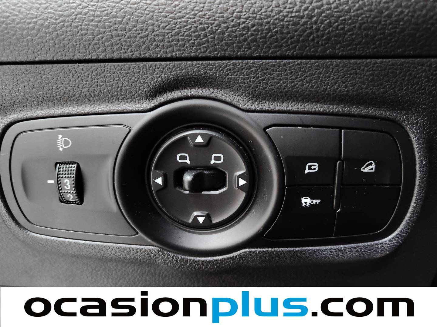 Foto DR AUTOMOBILES DR4 DR AUTOMOBILES DR4 1.5 85 kW (116 CV)