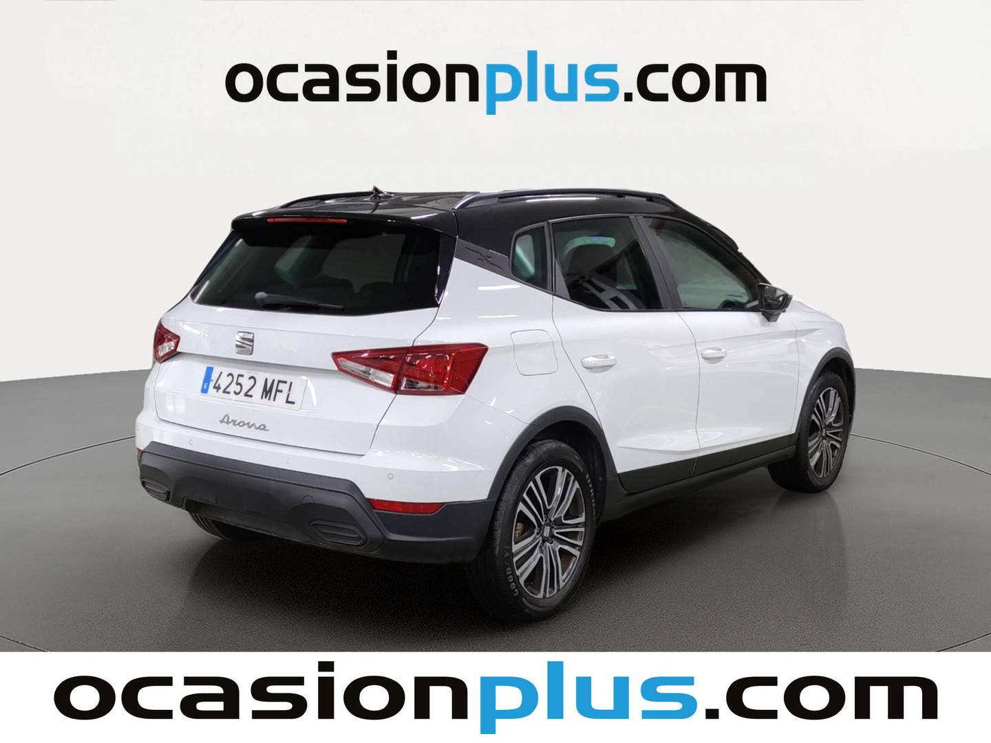Foto trasera Seat Arona Seat Arona 1.0 TSI Style XM Edition (110 CV) derecha