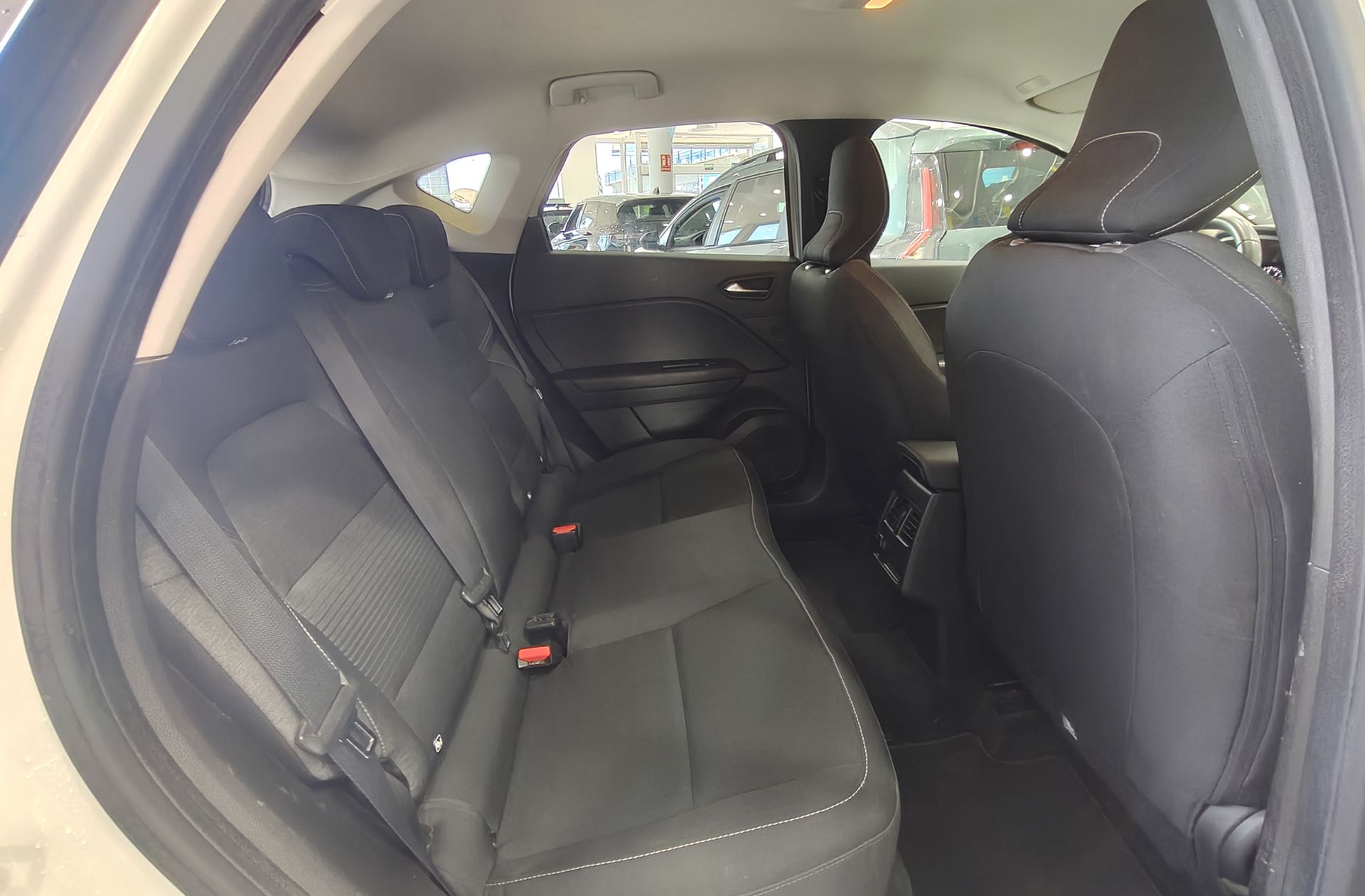 Renault Captur Intens TCe - foto 16