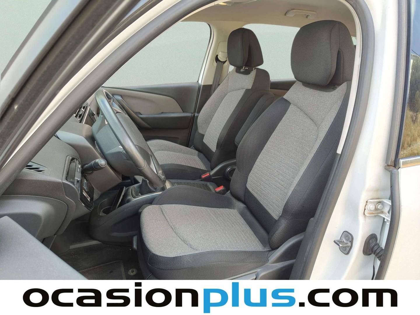 Foto asientos delanteros Citroën C4 Picasso Citroën C4 Picasso PureTech 130 S&S Live Edition (130 CV)