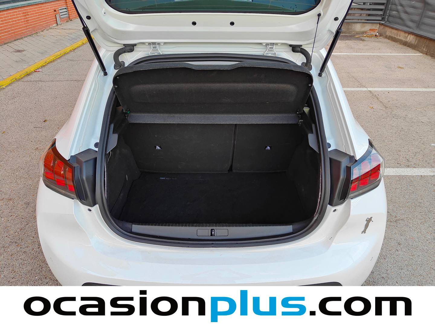 Foto Peugeot 208 Peugeot 208 BlueHDi 100 Active Pack (100 CV) siete plazas