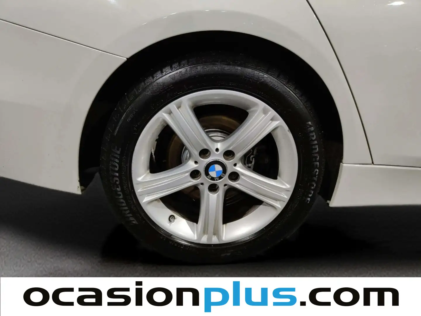 Foto BMW Serie 3 BMW Serie 3 318d Touring  (143 CV)