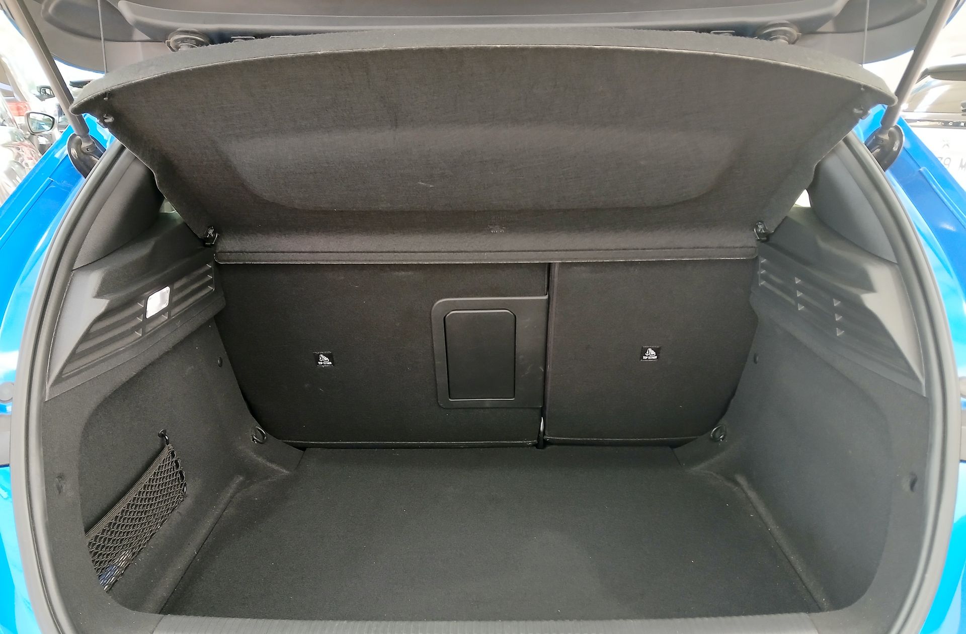 Peugeot 308 Allure Pack BlueHDi 130 EAT8 - foto 17