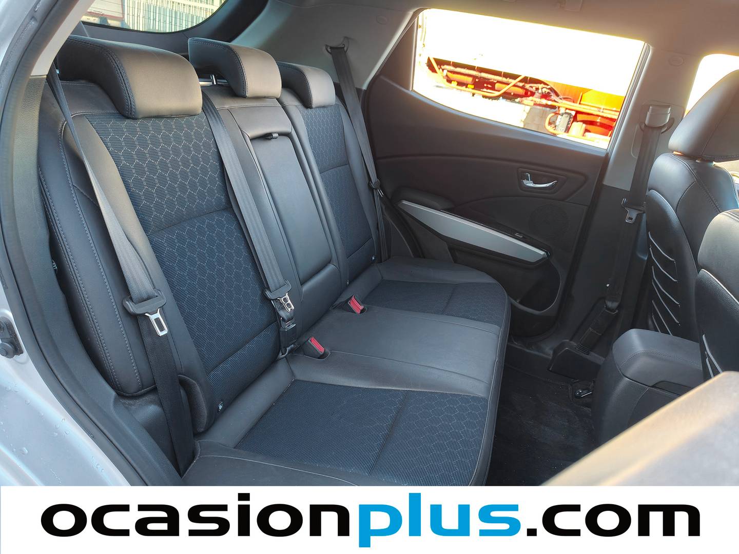 Foto SsangYong Tivoli Ssangyong Tivoli G16 Limited 4x2 (128 CV)