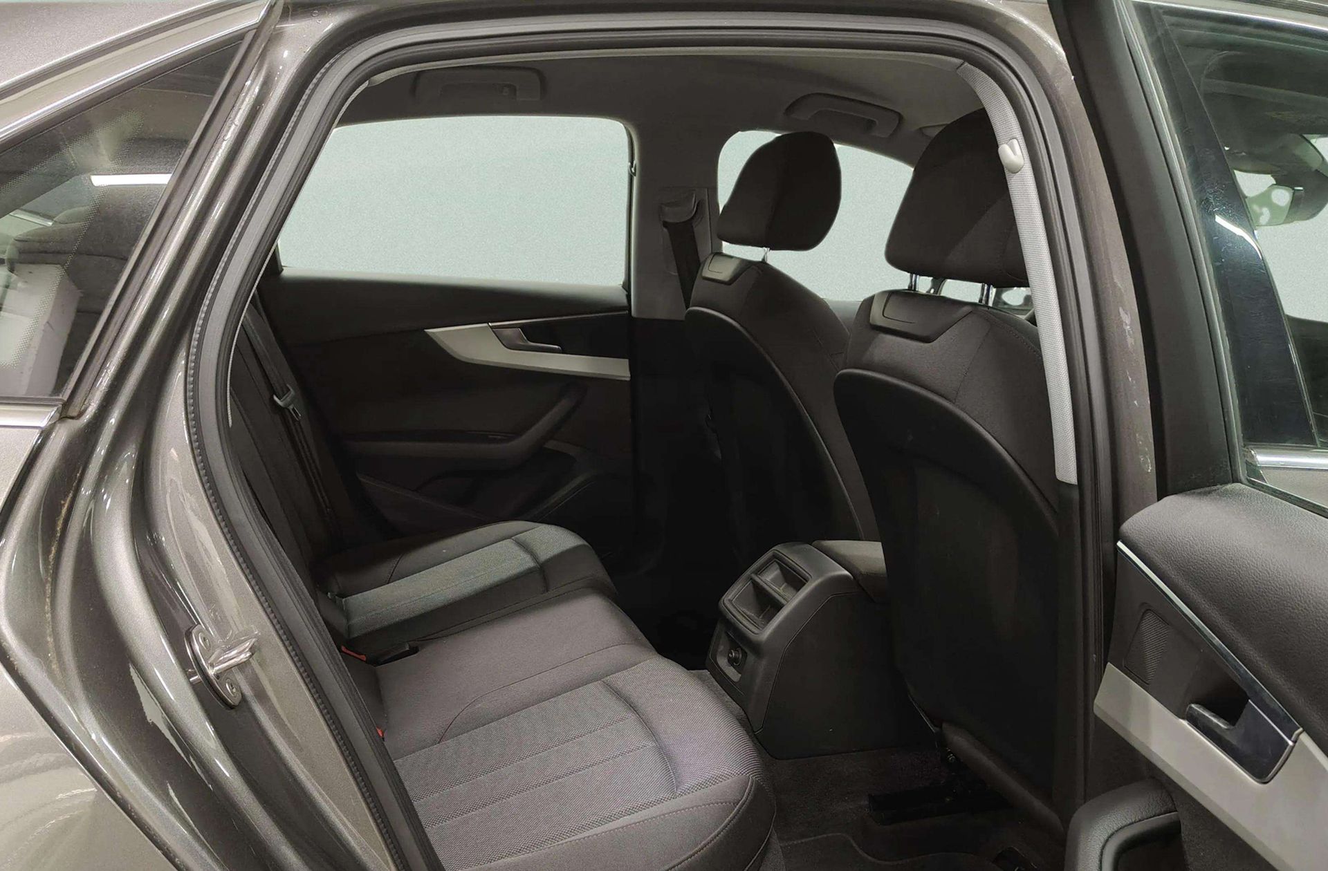 Audi A4 Advanced 35 TDI S tronic - foto 17