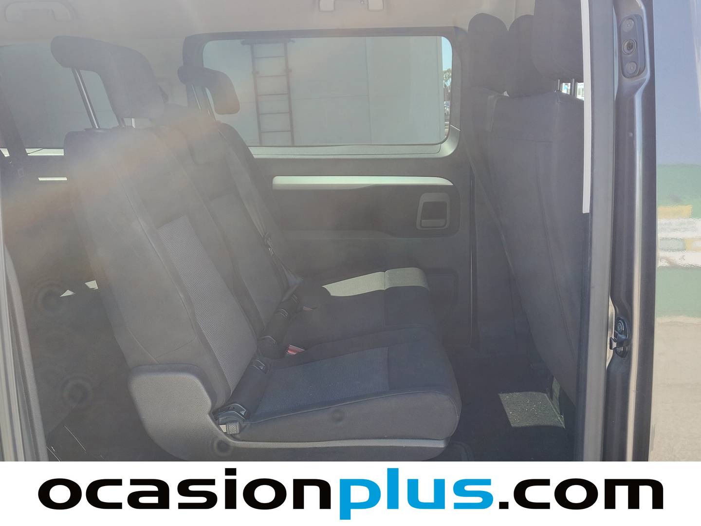 Fotos maletero Peugeot Traveller Peugeot Traveller 1.6 BlueHDi Business Standard (115 CV) 9 Plazas
