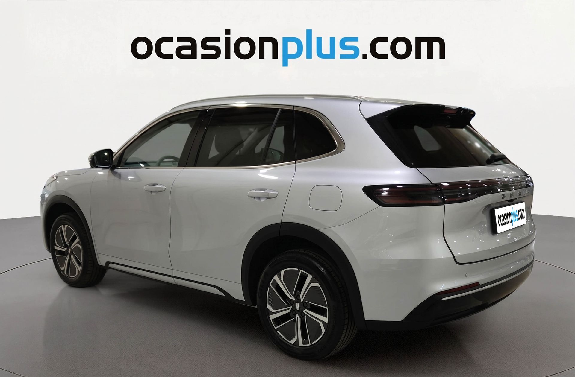 Geely Starray EM-i 1.5 PHEV Pro - foto 3